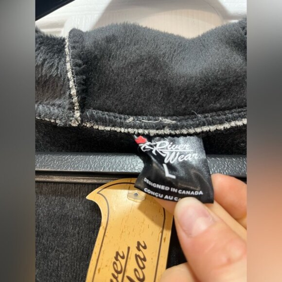 Grey Zip Up Jacket Hood Size L Faux Fur Lined Cozy Oversized Fit New with Tags - Picture 5 of 6